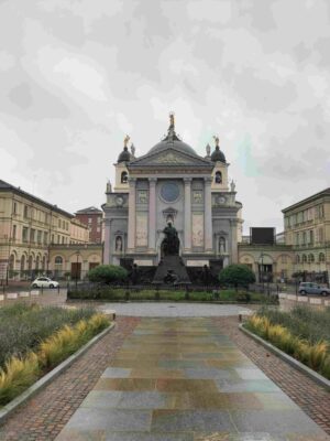 accoglienza-classi-terze-basilica-valdocco