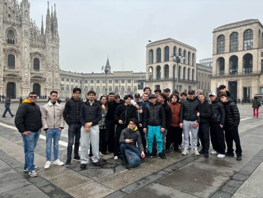 uscita-didattica-milano-5app-cnosarese